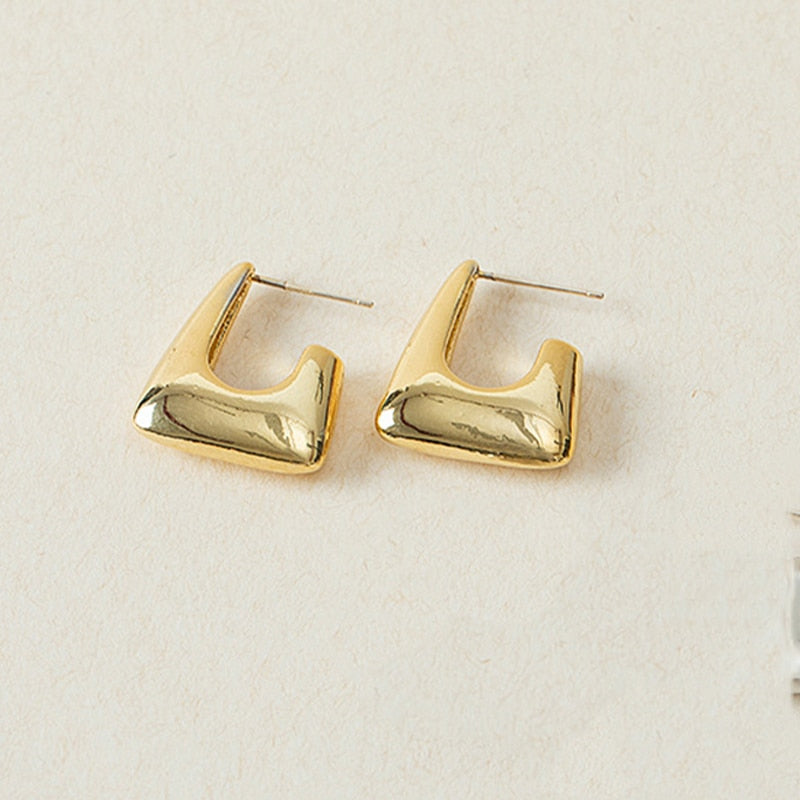 Brinco argola retangular