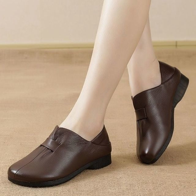 Sapato Ortopédico de Couro Feminino